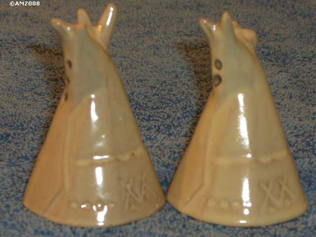 Teepee shakers glazed white sand